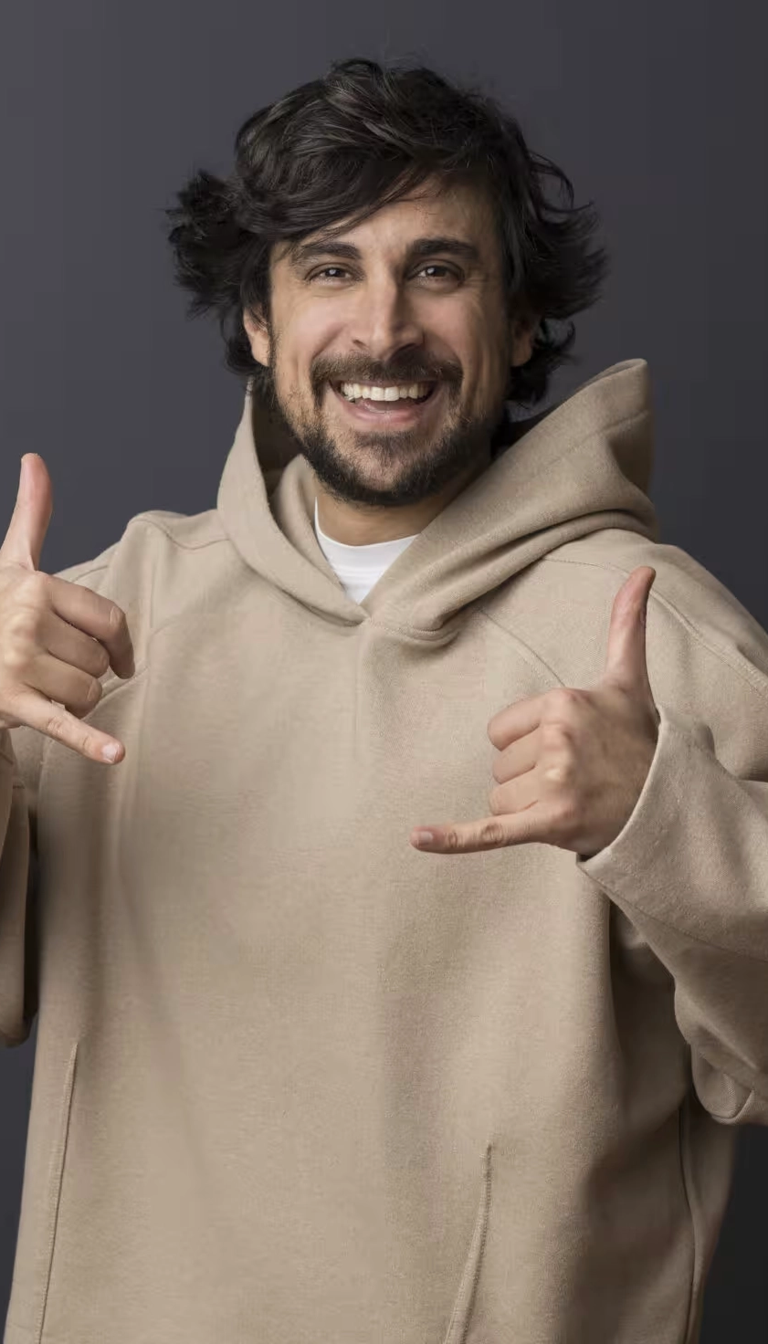 Cristian G. Pastrana